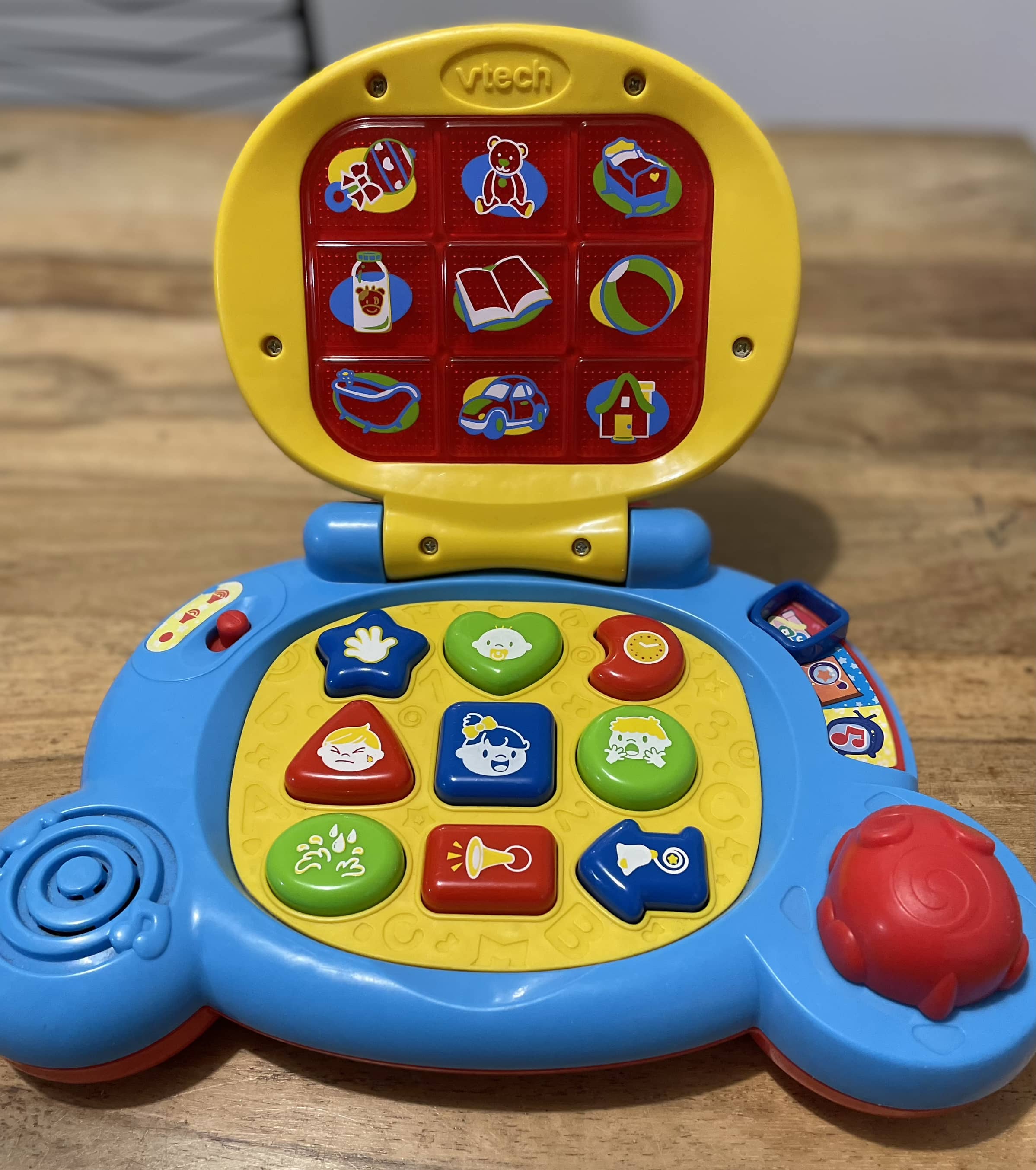 Laptop cheap vtech baby