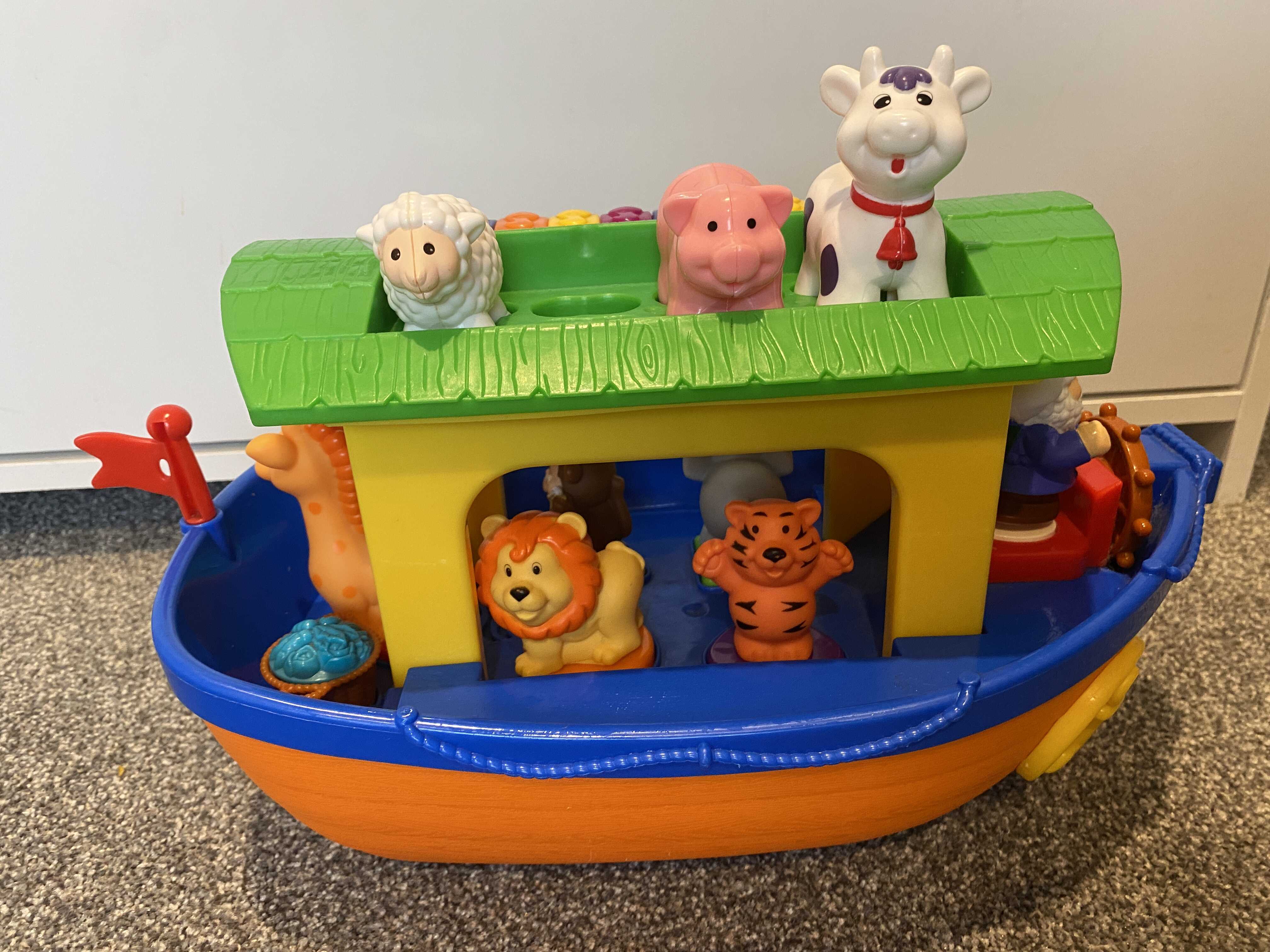 Animal boat sale toy