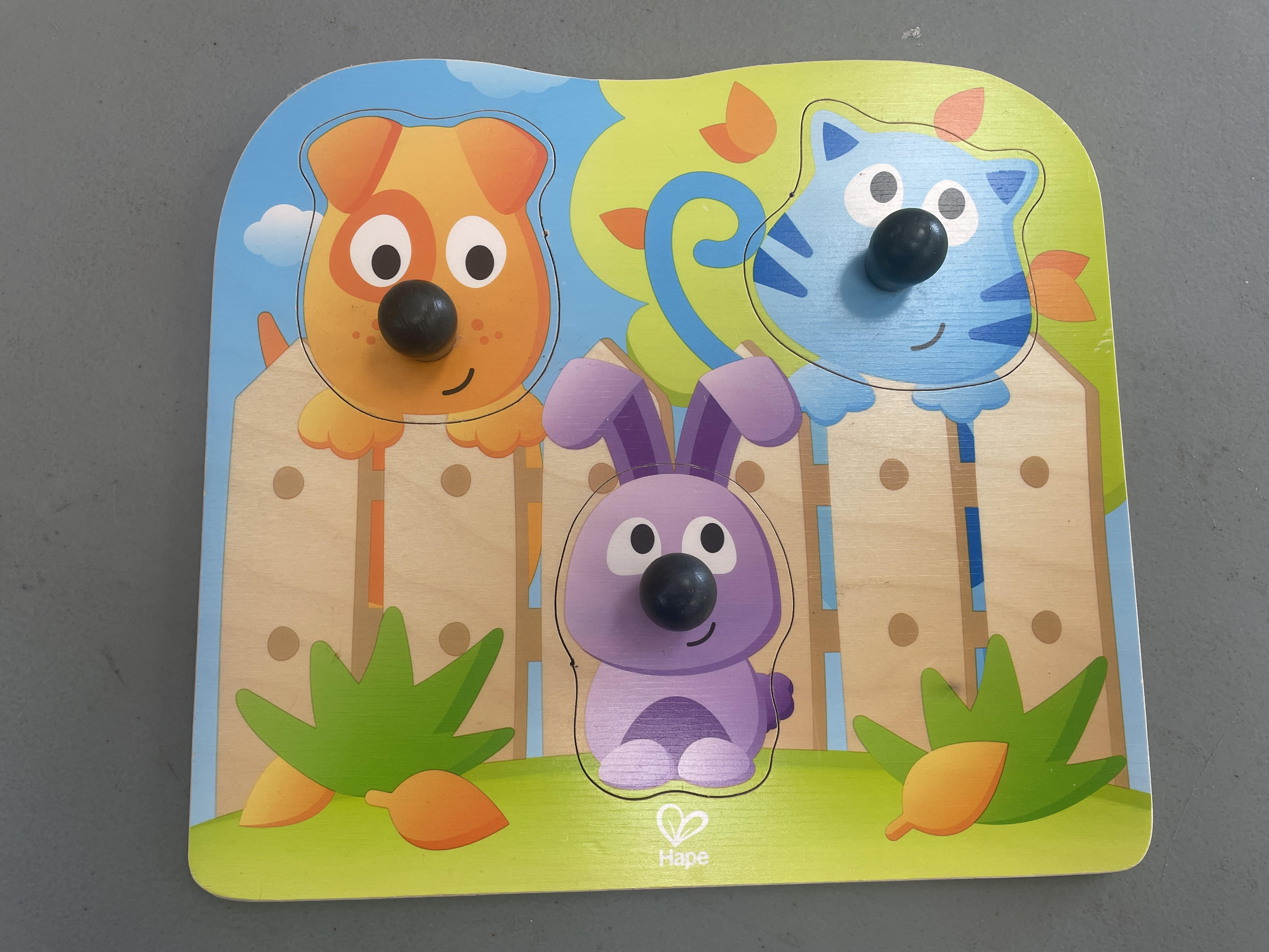 Hape pet puzzle 